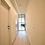 Ruim En Lichtrijk Op 100m Zee Te *