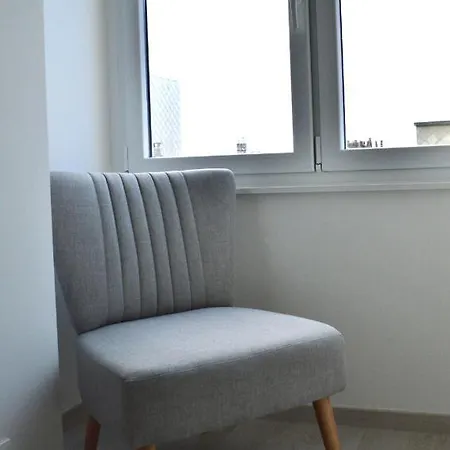 Ruim En Lichtrijk Op 100m Zee Te Koksijde