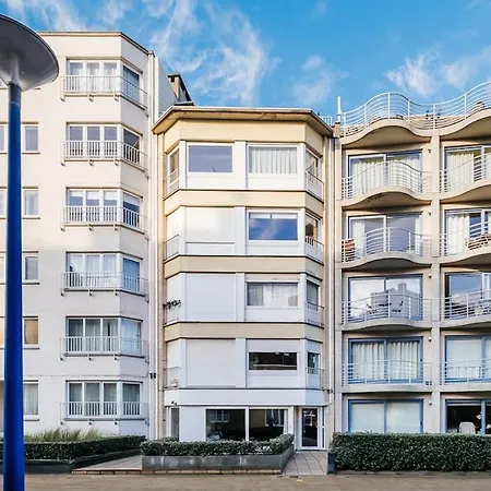 Ruim En Lichtrijk Op 100m Zee Te Apartment